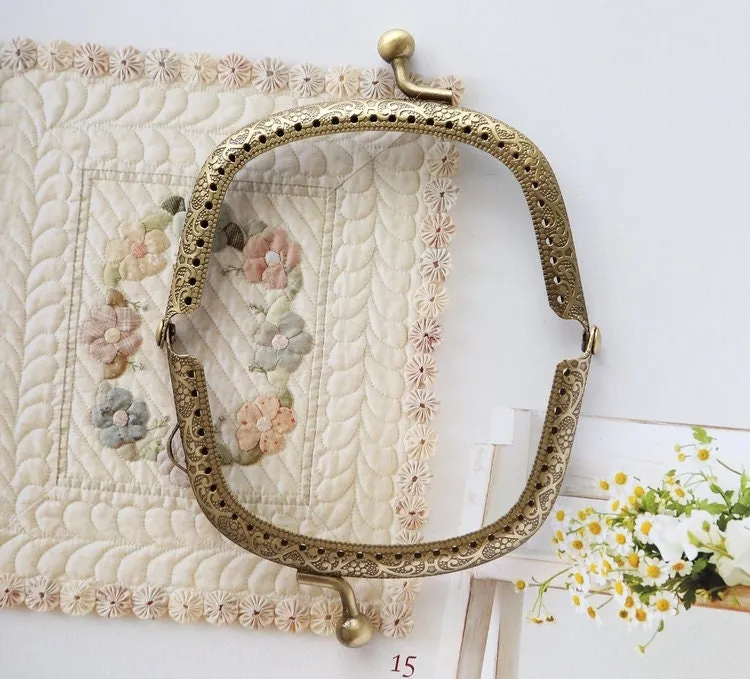 Retro Bronze Purse Frame Sewing Style