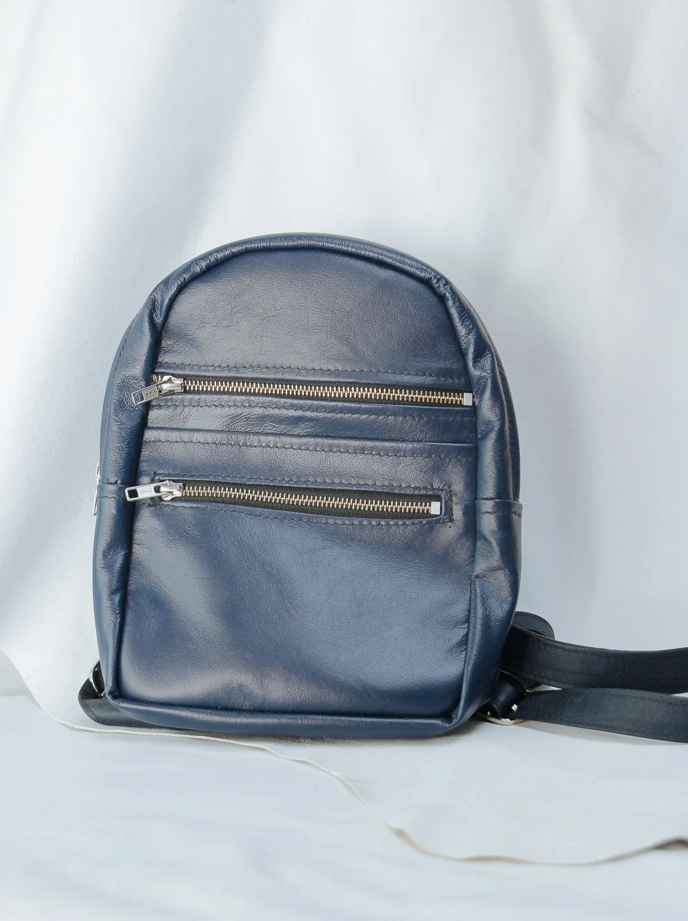 The Mini Annie Backpack - Kangaroo