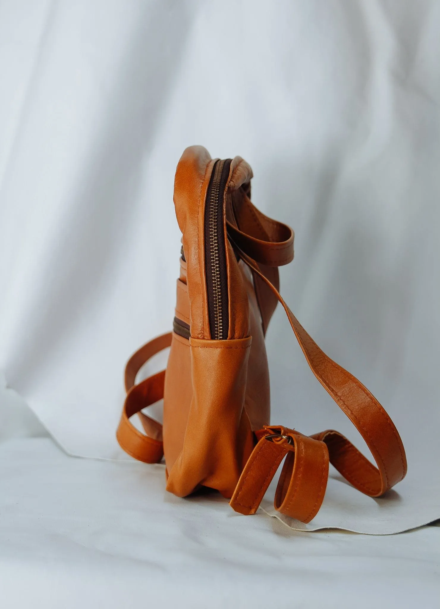 The Mini Annie Backpack - Kangaroo