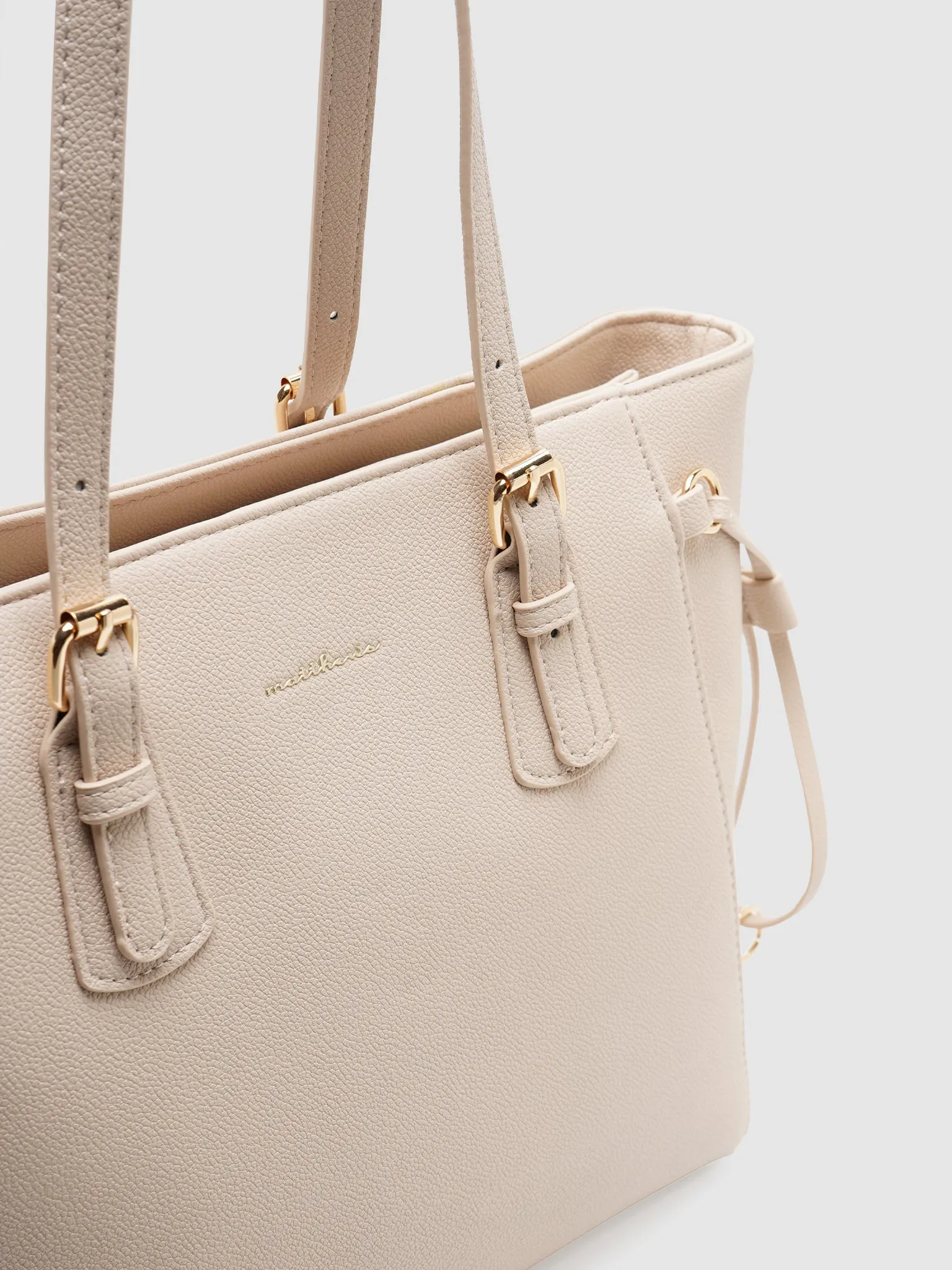 Walter Shoulder Bag